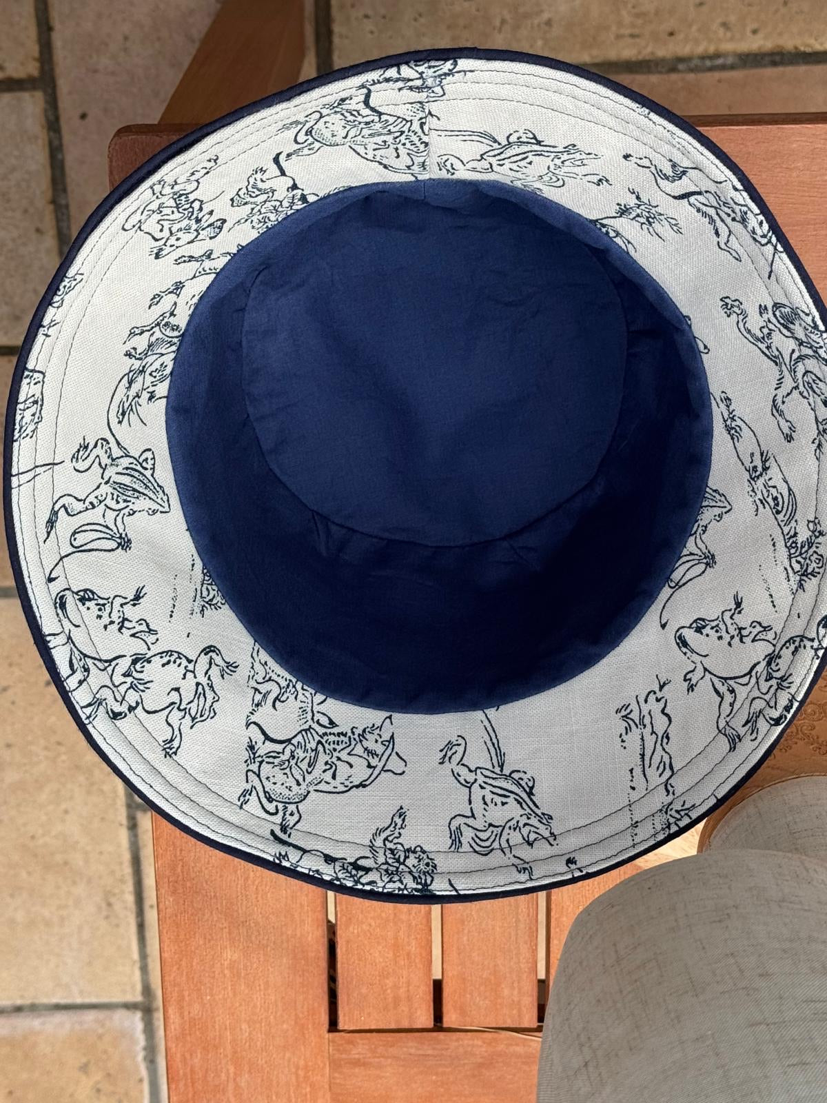 Cappello Bucket Artigianale Beige e blu Fatto a Mano, Cotone tradizionale Giapponese.