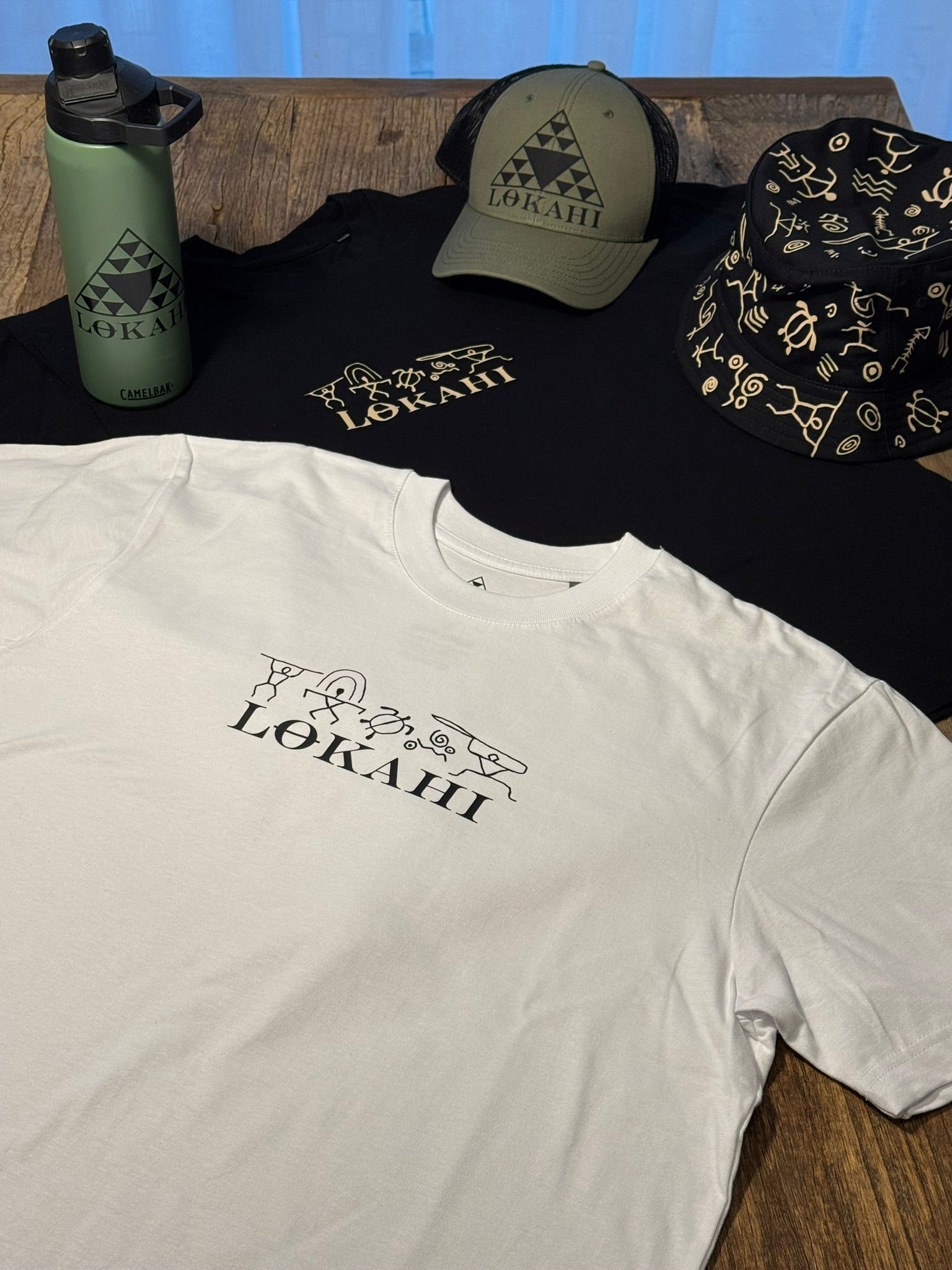 T-shirt Lokahi, Oversize, petroglifico hawaiano