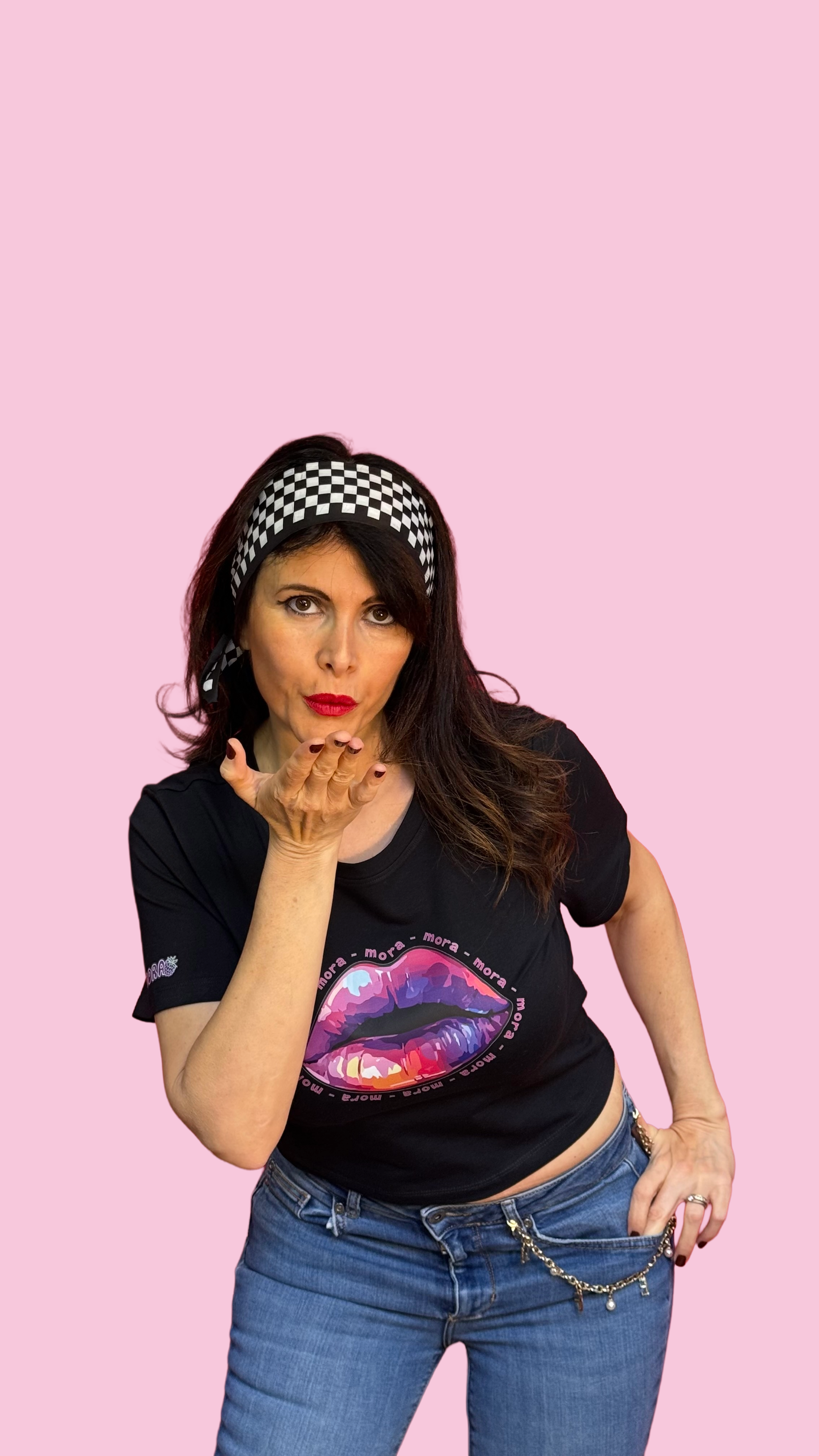 T-shirt corta Mora, labbra sexy colorate