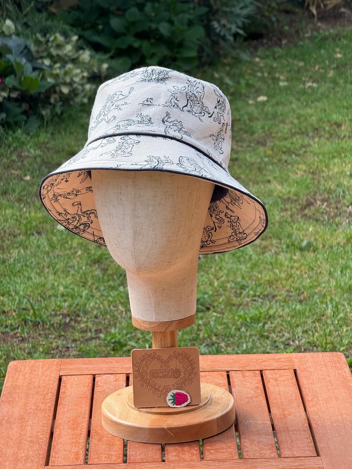 Cappello Bucket Artigianale Beige e blu Fatto a Mano, Cotone tradizionale Giapponese.