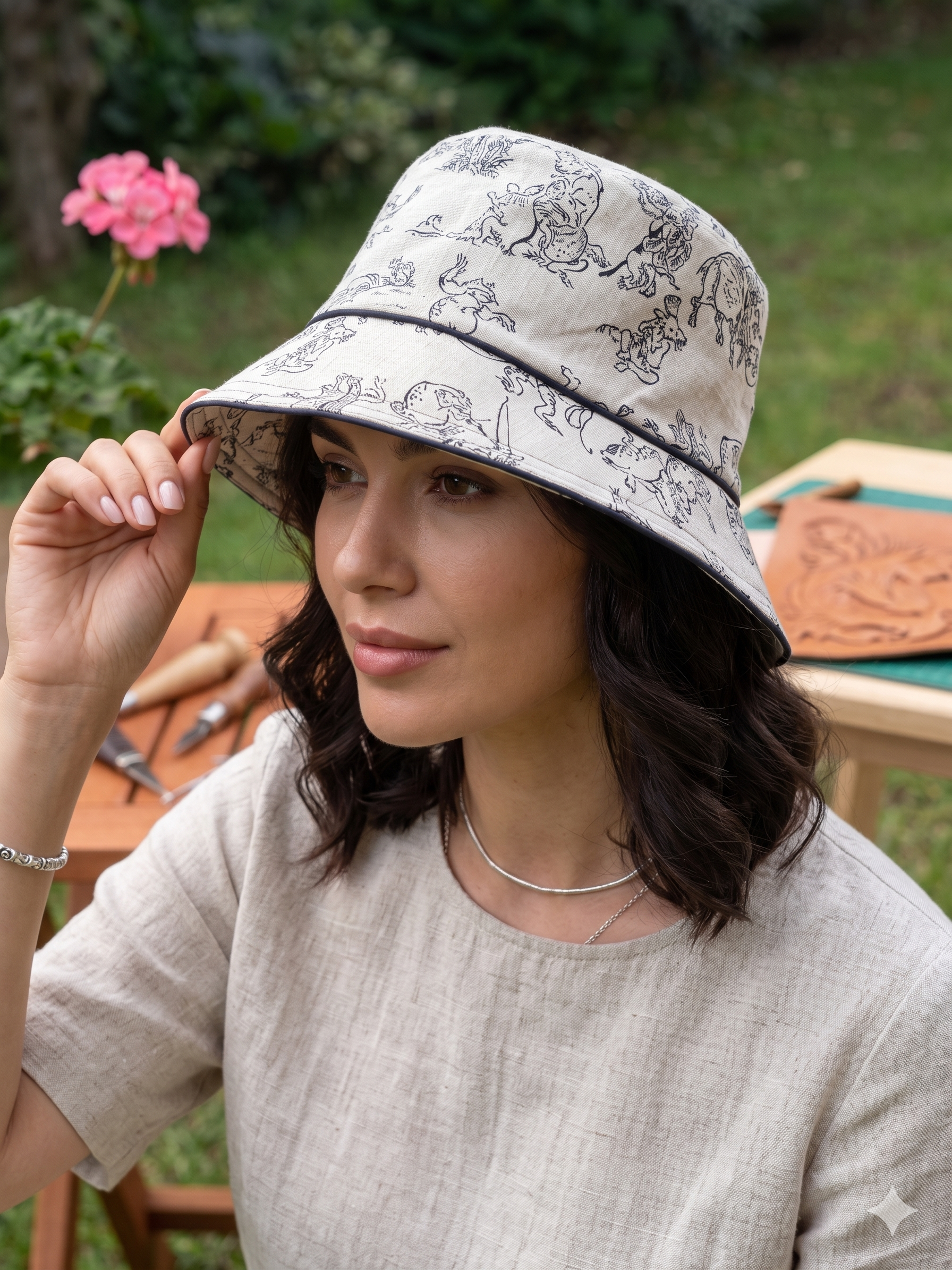 Cappello Bucket Artigianale Beige e blu Fatto a Mano, Cotone tradizionale Giapponese.